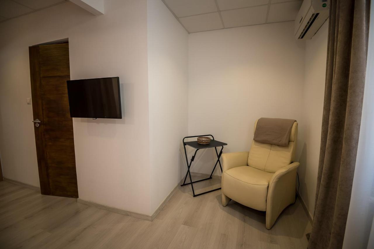Mokka Apartman Сегед Екстериор снимка