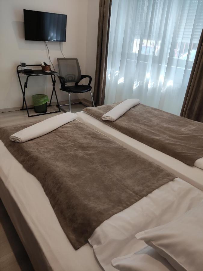 Mokka Apartman Сегед Екстериор снимка