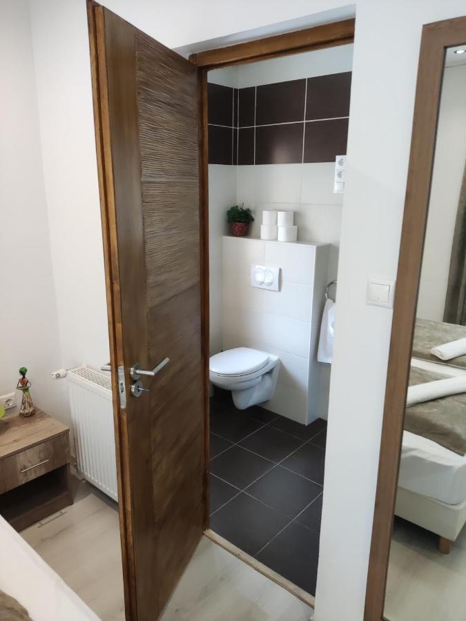 Mokka Apartman Сегед Екстериор снимка