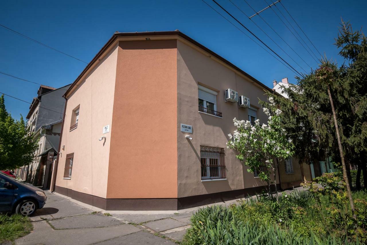Mokka Apartman Сегед Екстериор снимка